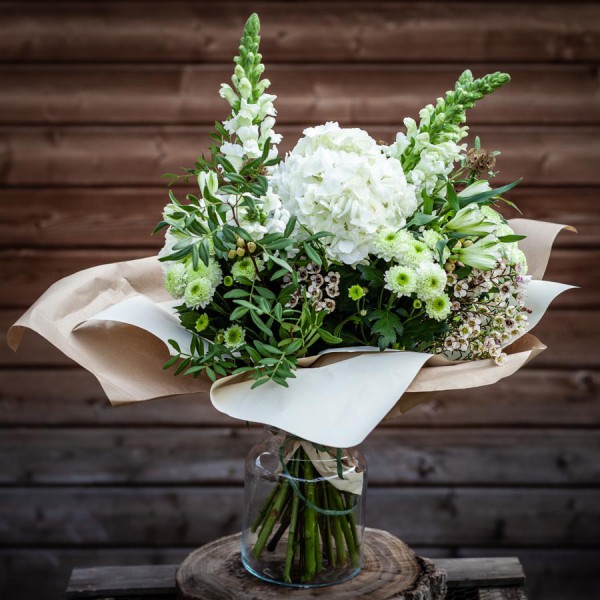 Ramo de flores blancas