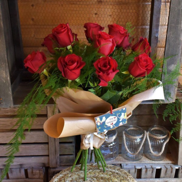 Ramo 12 rosas rojas